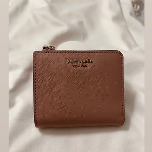 Kate Spade L-Zip Bifold Wallet